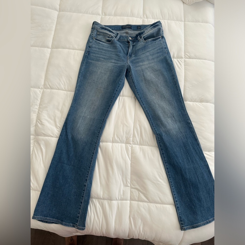 *LUCKY BRAND JEANS*